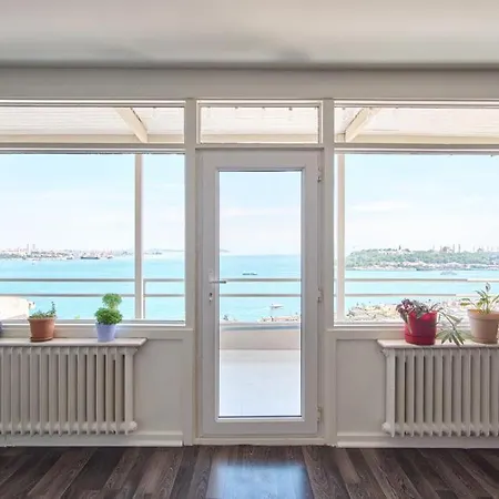 A Million Dollar View In The Heart Of The City Istanbul Exterior photo